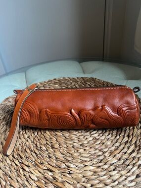 Patricia Nash Isla Tooled  Leather Florence Collection Oblong Clutch Wristlet